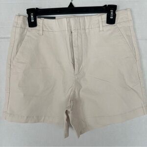 NWT Banana Republic Authentic Chino FLAT-FRONT  High Rise beige Shorts Size 6
